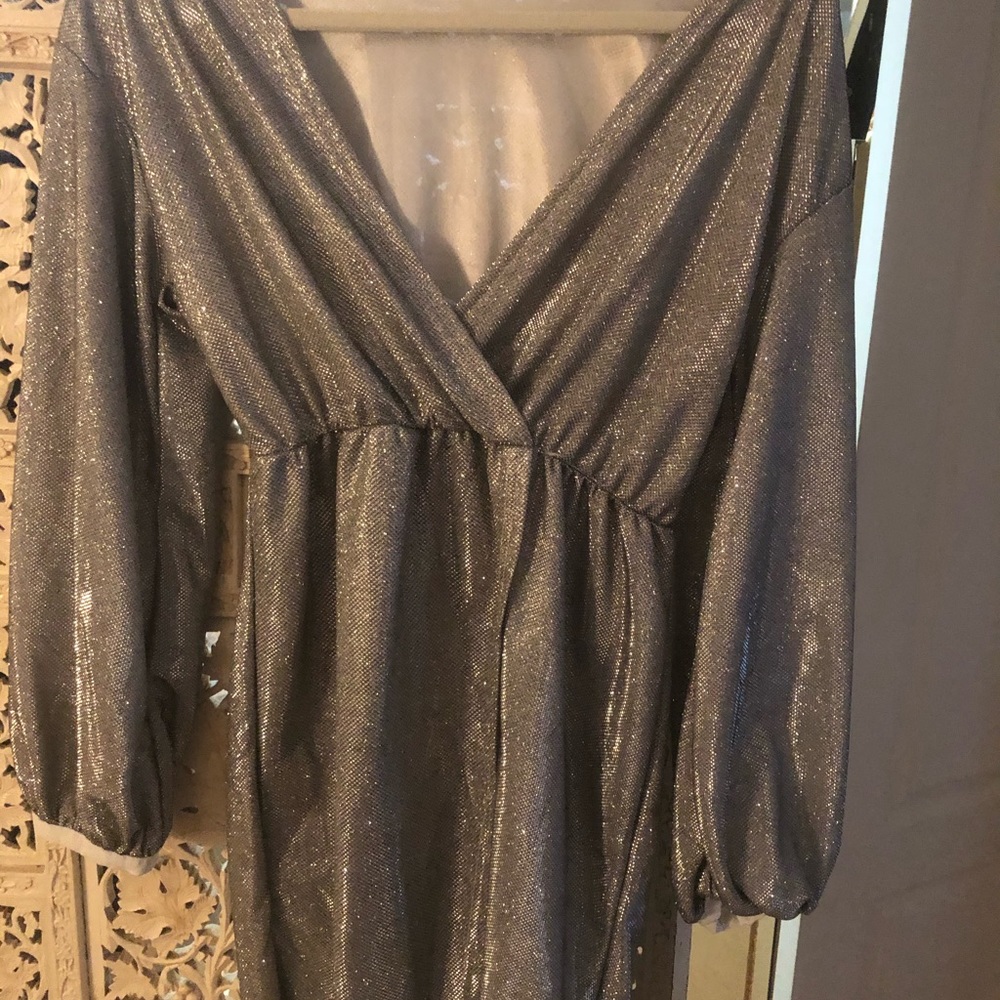 Dress - Picture 4 of 4